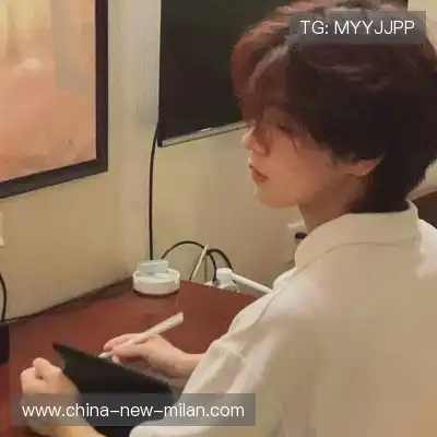龙含雅